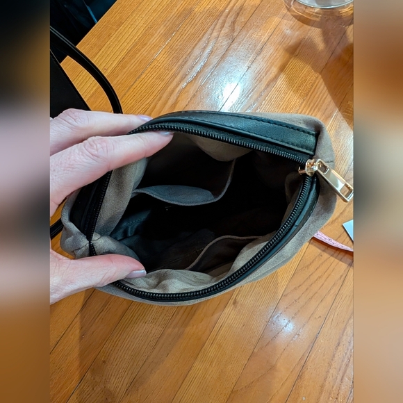 Black Diana leather purse (crossbody or tote) - Picture 6 of 12